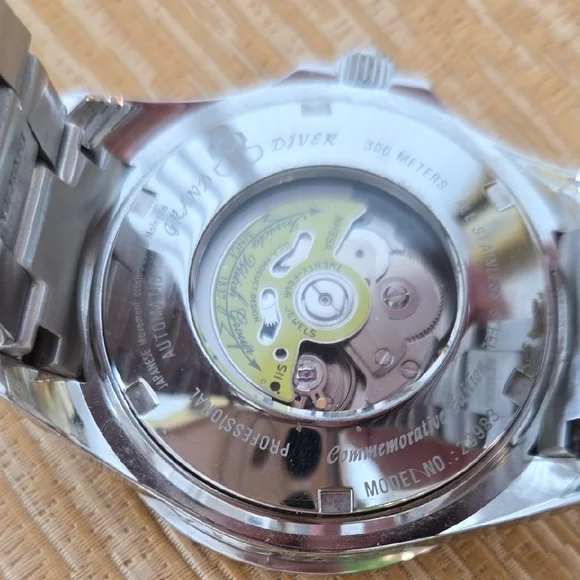 Invicta Grand Diver Blue Dial Watch - Picture 4 of 4